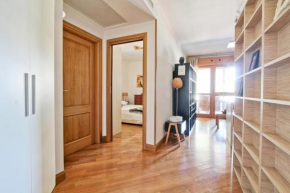 Cozy terrace apt close to Eataly and metro Piramide